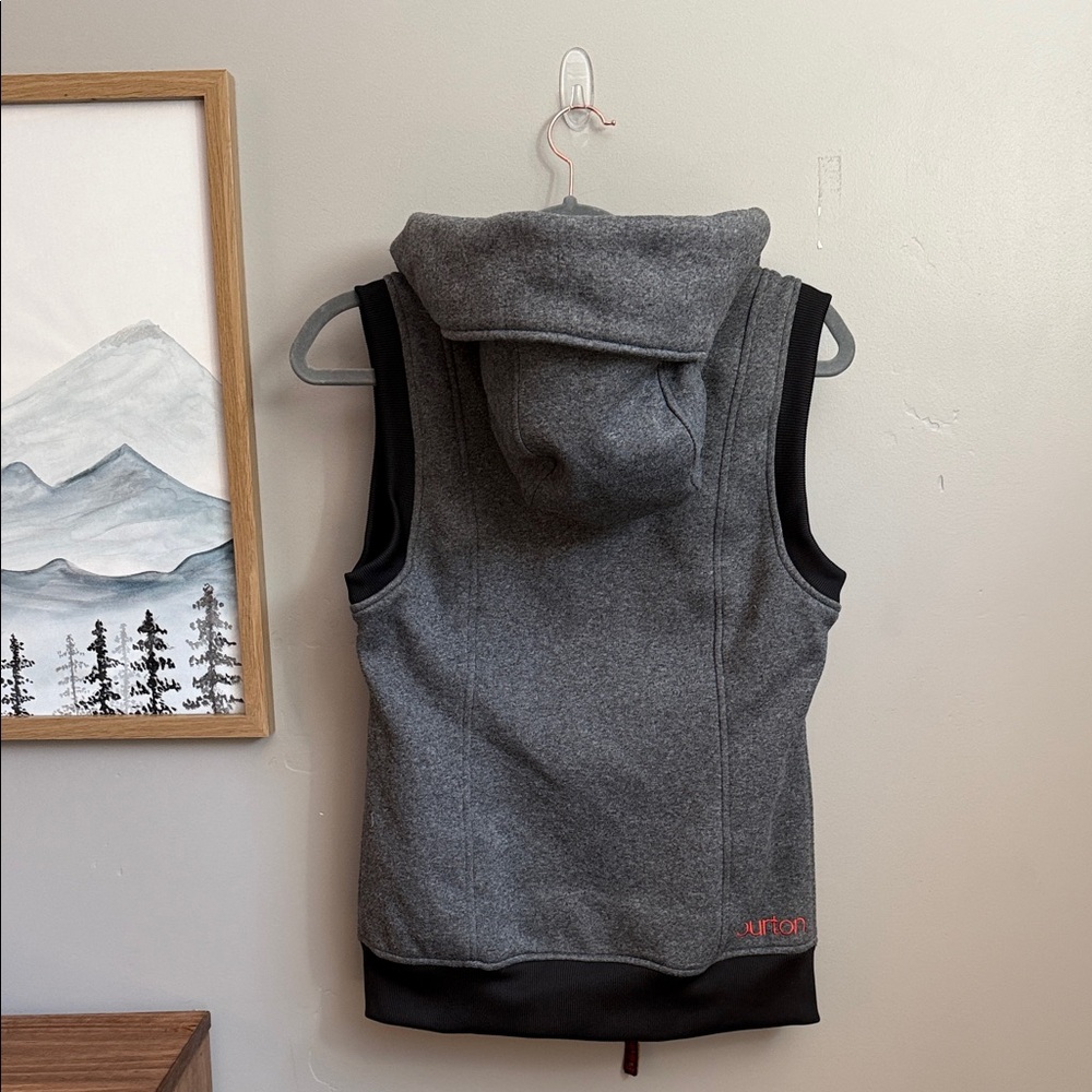 Burton Gray Sleeveless Ski Jacket - Picture 3 of 3